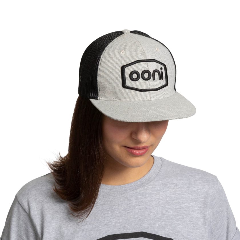 Ooni Logo Gray & Black Mesh Snapback