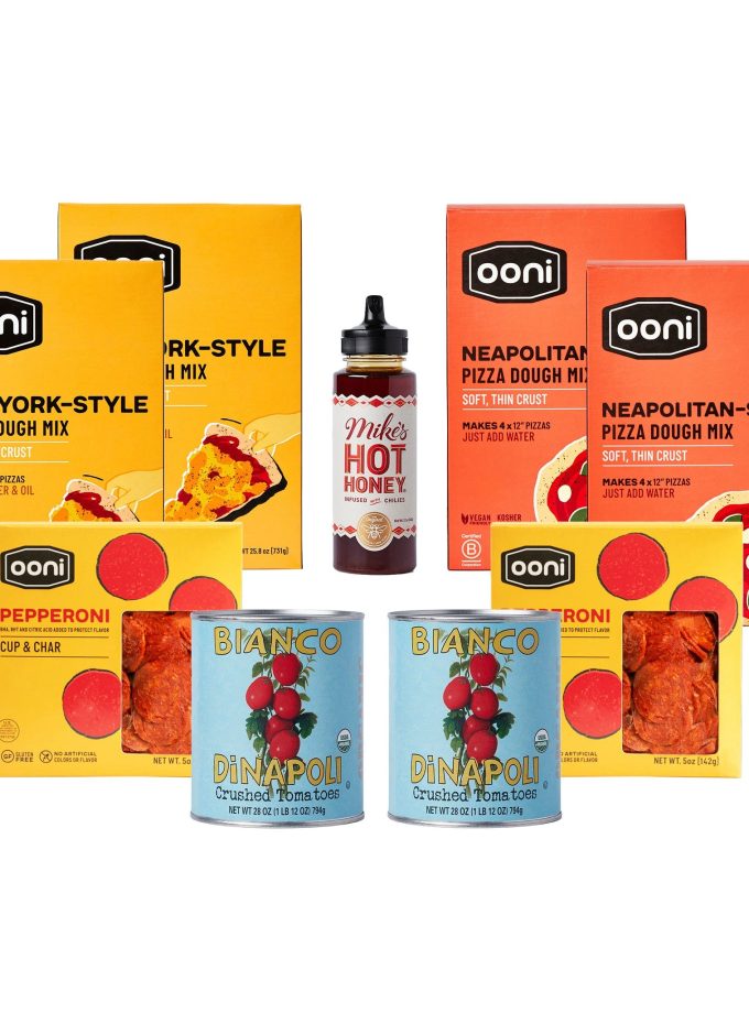 Ooni Pizza Party Bundle