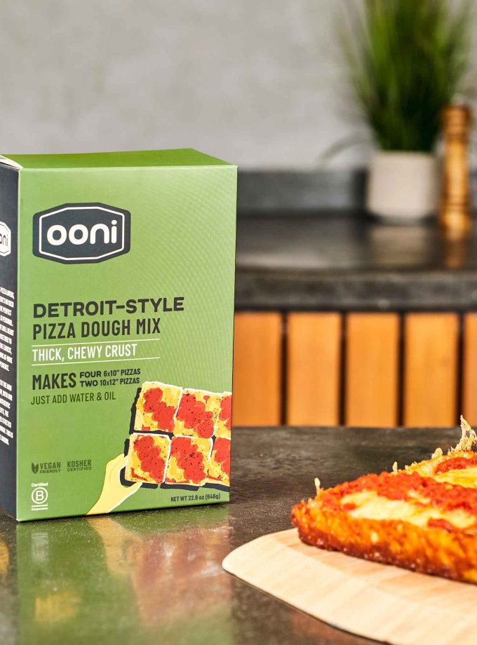 Ooni Detroit-Style Pizza Dough Mix (25.8oz)